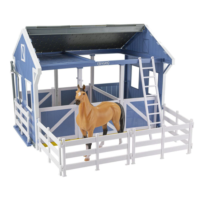 Breyer Freedom Deluxe Country Stable
