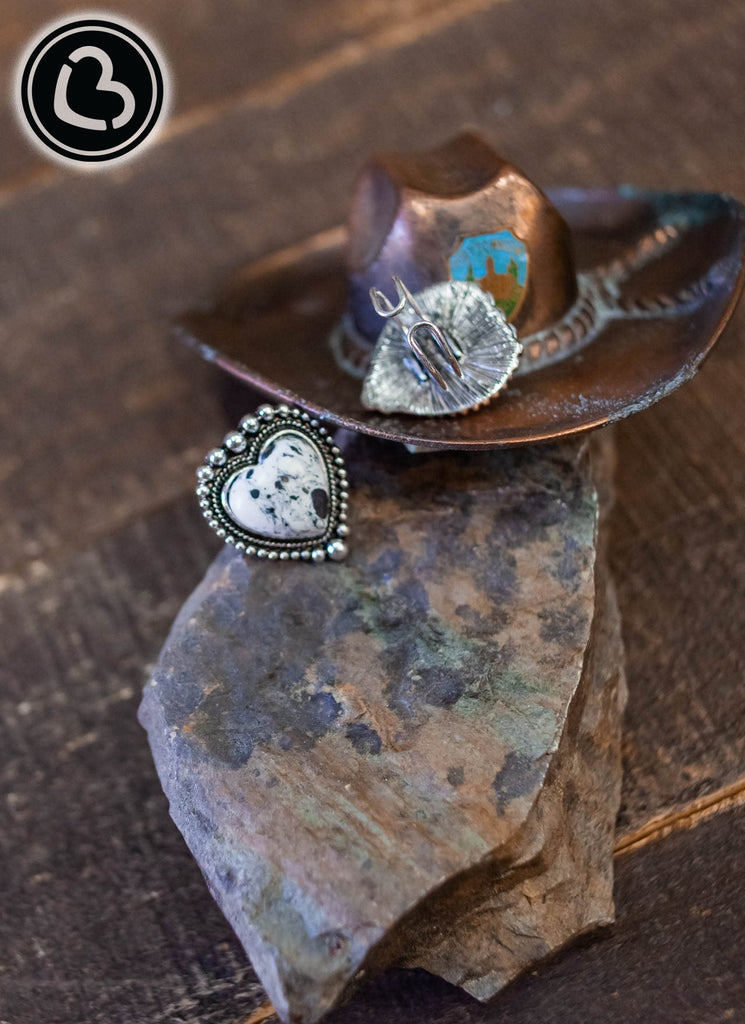 Queen of Hearts Ring In White Buffalo